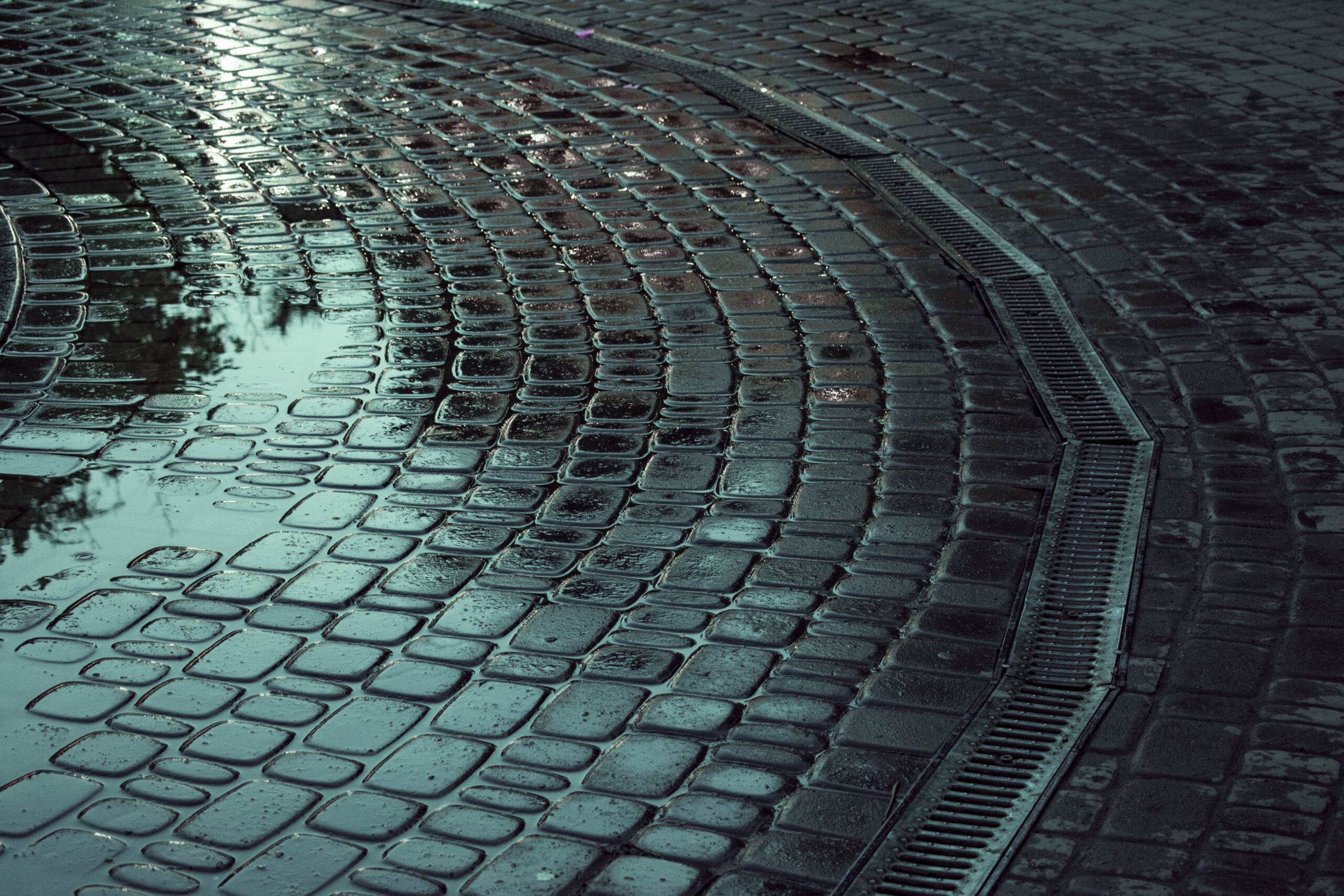 Circular Drainage channels and gratings